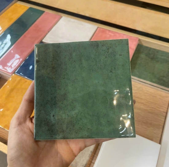 GẠCH THẺ 12x12 BÓNG GỢN MẪU 1