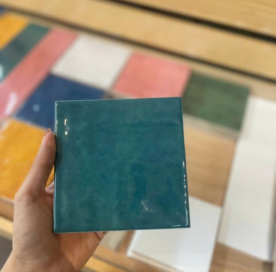 GẠCH THẺ 12x12 BÓNG GỢN MẪU 4