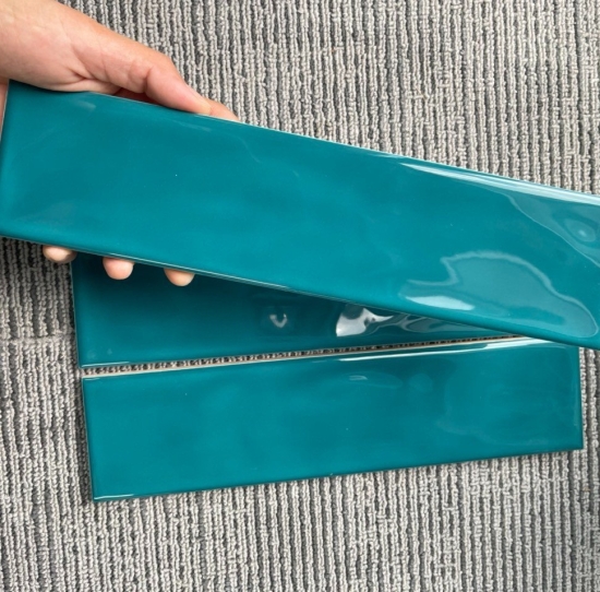 GẠCH THẺ 68x280 XANH BIỂN NHẠT BÓNG GỢN C