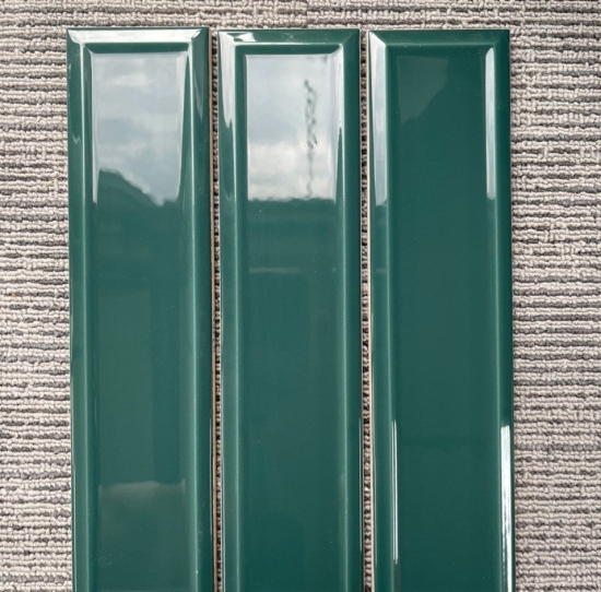 GẠCH THẺ 68X280 LÕM CẠNH MÀU XANH LÁ CÂY